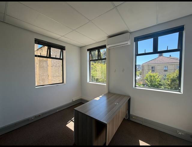 683.60M² BUILDING TO LET IN TYGER VALLEY
